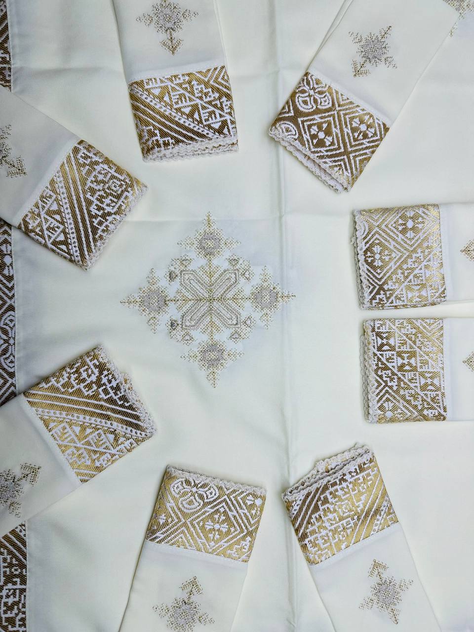Inttox-🕌 Nappe Marocaine Brodée avec 8 Serviettes 🧵✨