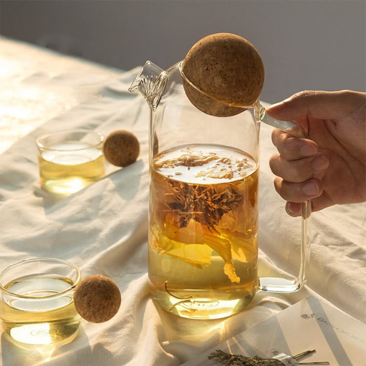 Inttox-Carafe à Lait en Verre Transparent Résistant à la Chaleur, Fabriquée à la Main, avec Couvercle en Liège et Filtre