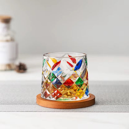 Inttox-Verre à Jus Cristal Rotatif avec Sous-Verre en Bois 🍹🪵 | Tasse Colorée Élégante – Design Unique & Moderne